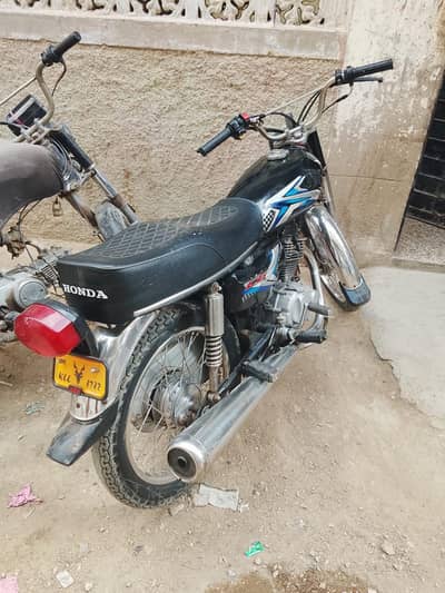 united 125 fast onwar bike hai document celer 03131276165