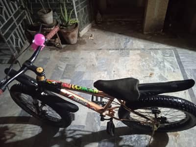 cycle black colour