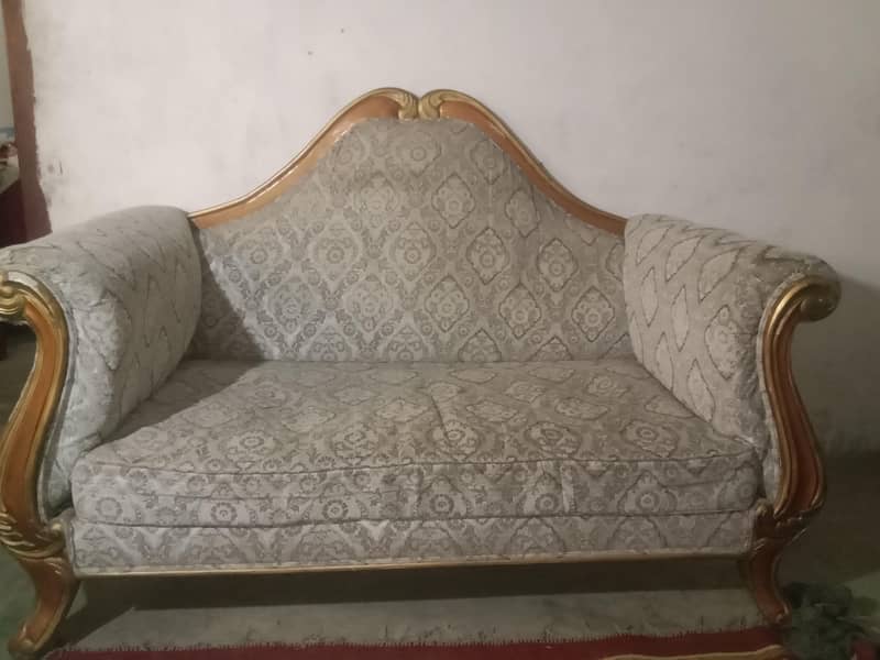 2 sofa set and 3 table set 9