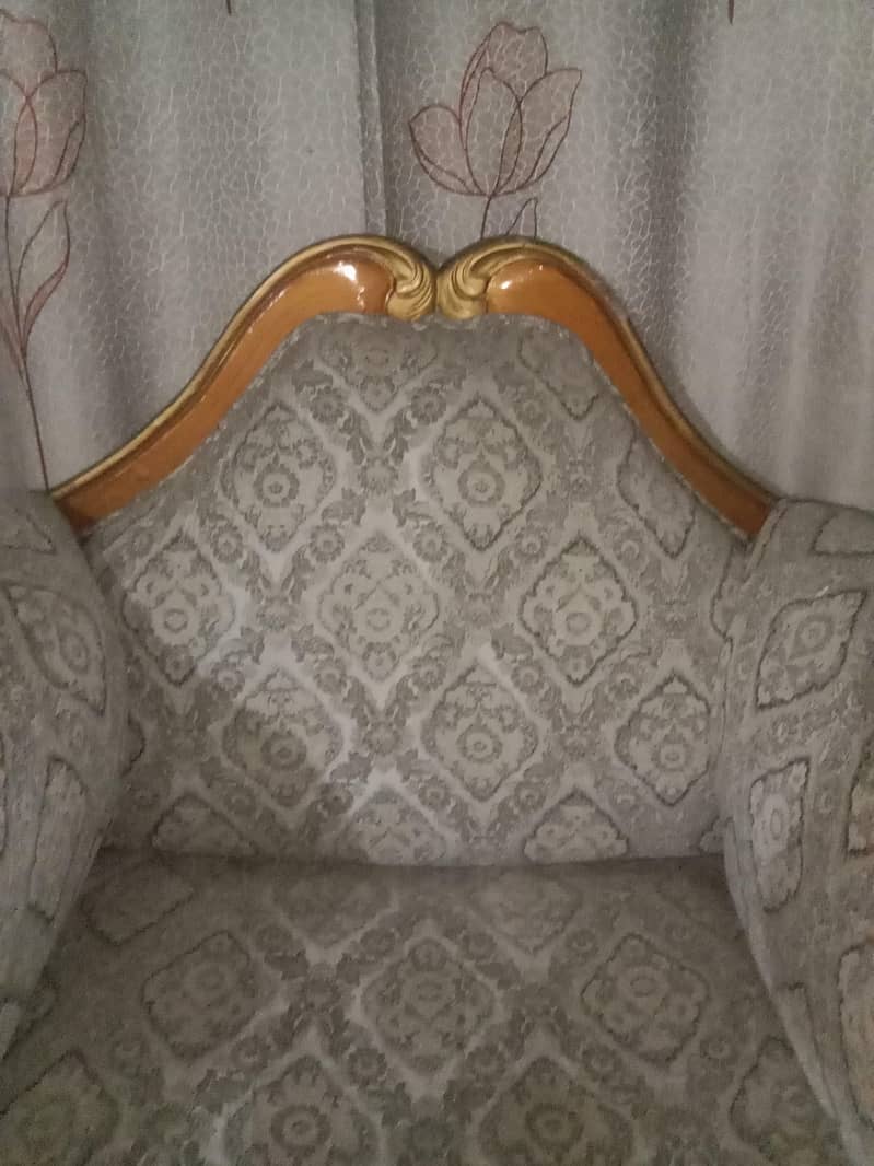 2 sofa set and 3 table set 11