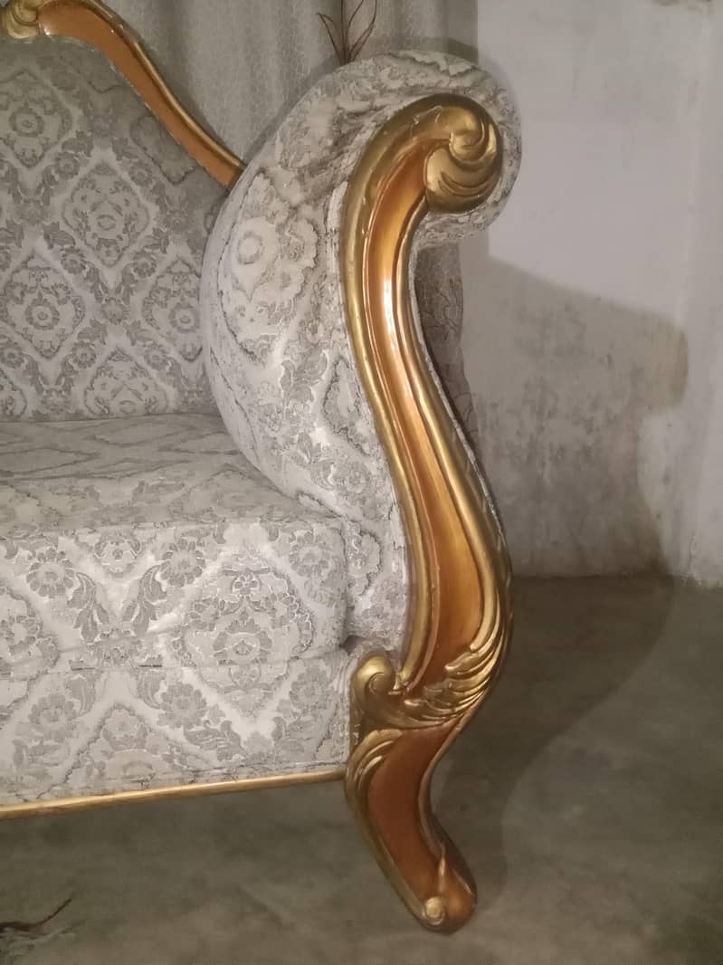 2 sofa set and 3 table set 16