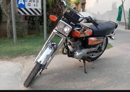 Honda 125 CG bike all document clear 03 29 71 08 32 0 Whatsapp number
