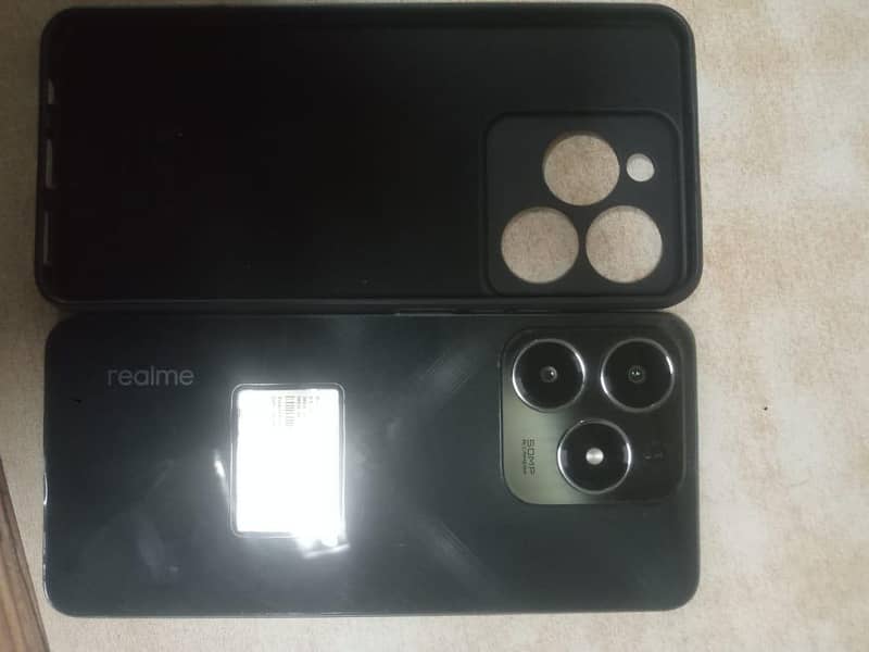 Realme C61 2