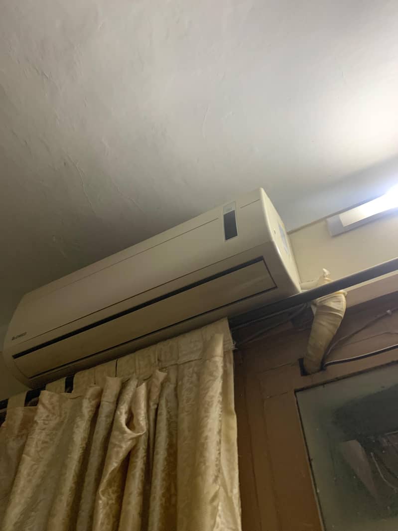 split AC CHIGO 3