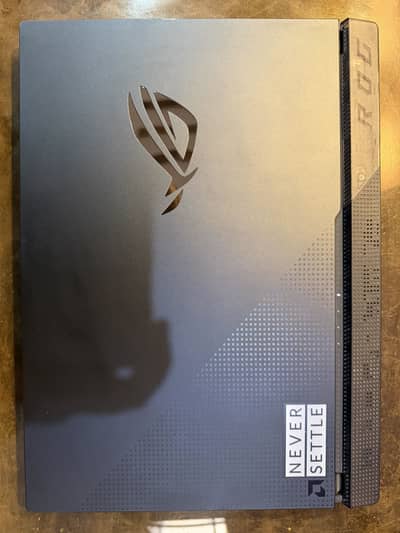 Asus Rog Strix G513QY Advantage Edition