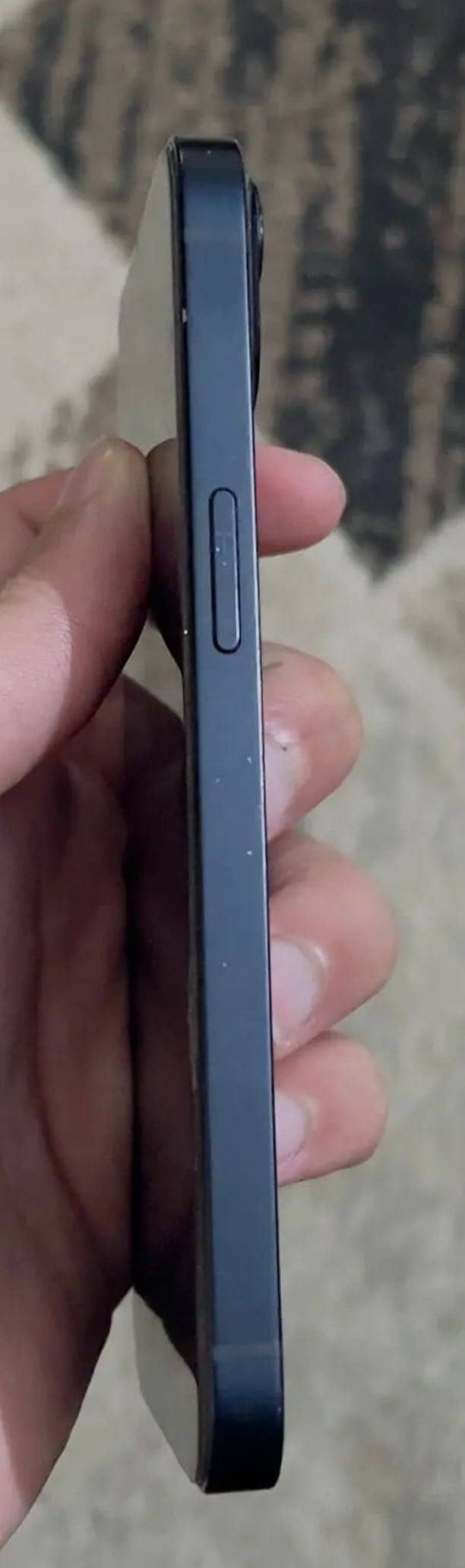 Apple iPhone 13 2