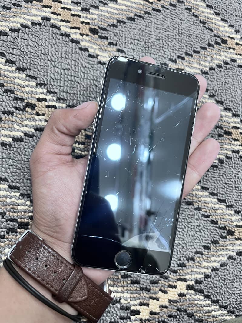 Apple iPhone 6 1
