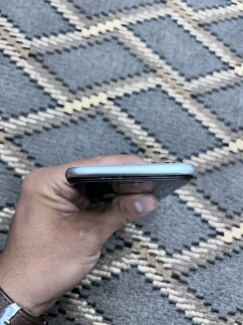 Apple iPhone 6 3