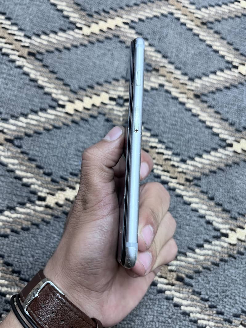 Apple iPhone 6 4