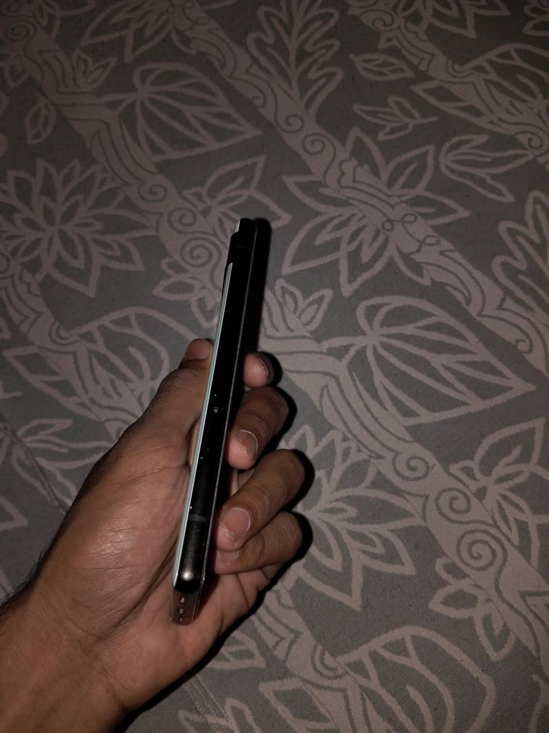 Google Pixel 6a 1