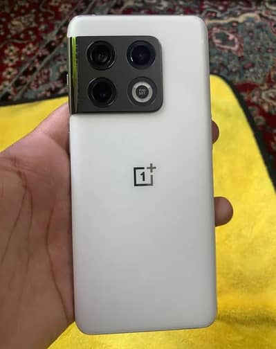 One Plus 10 Pro 5G