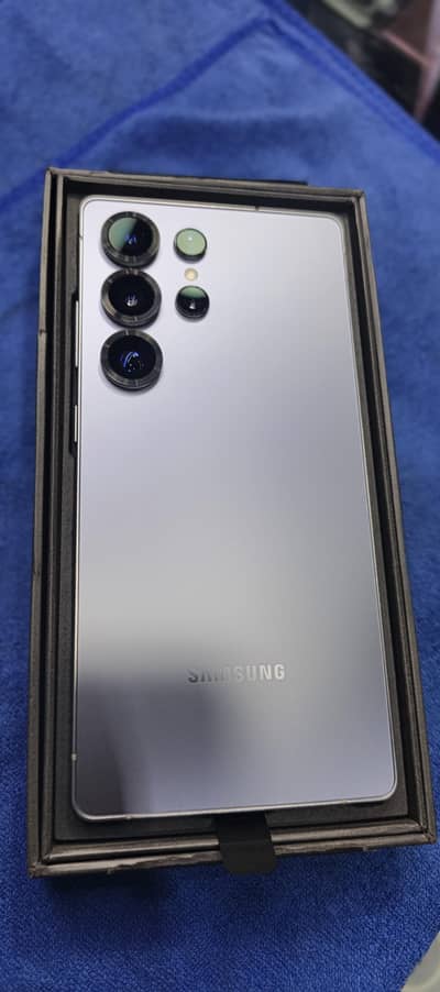 Samsung Mobile S25 Ultra