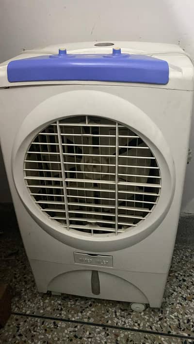 Boss room cooler in good condition