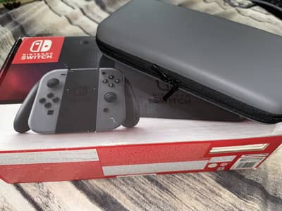 Nintendo Switch V1 Day One Edition (Scratchless)