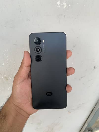 Itel A100