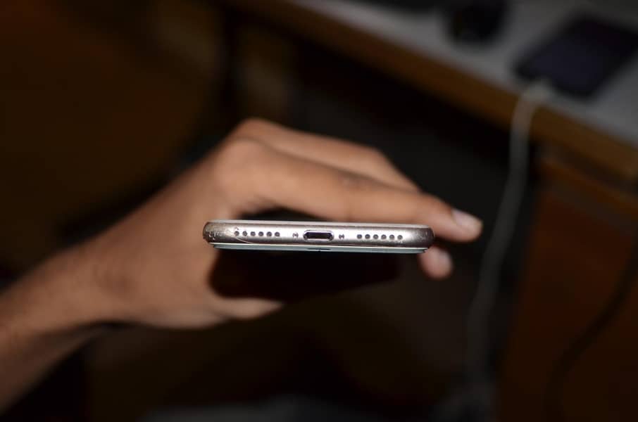 Apple iPhone 8 2