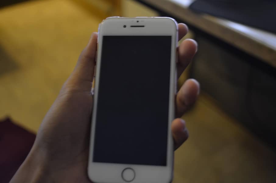 Apple iPhone 8 3
