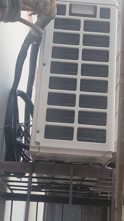 Haier split AC 1 Ton