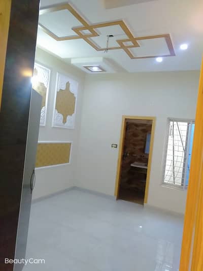 VIP beautiful 6 Marla portion is available for rent in sabzazar Lahore