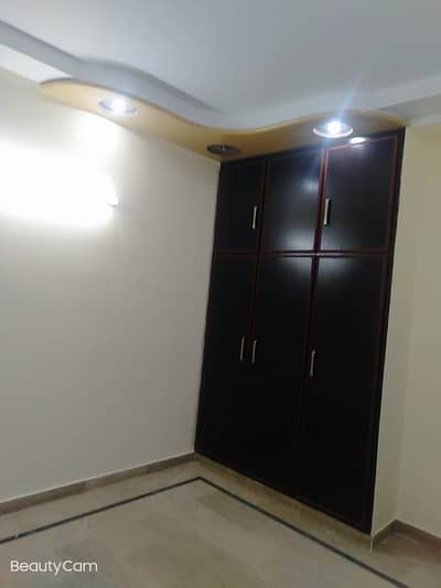 VIP beautiful 6 Marla portion is available for rent in sabzazar Lahore
