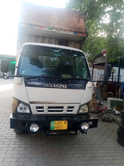 ISUZU 2800cc 20 Feet Container | Lahore Registered | running condition