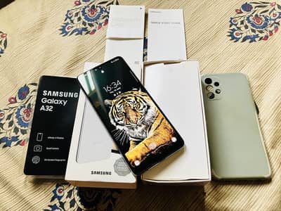 Samsung galaxy a32 with completed accessories 6/128