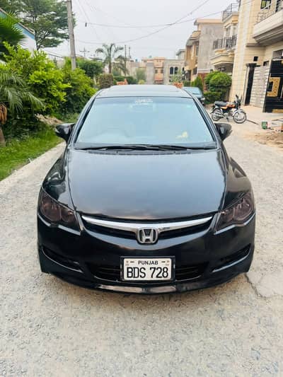 HONDA CIVIC REBORN UG FULL OPTION 2011