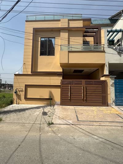 PRIME LOCATED 5 MARLA HOUSE FOR SALE