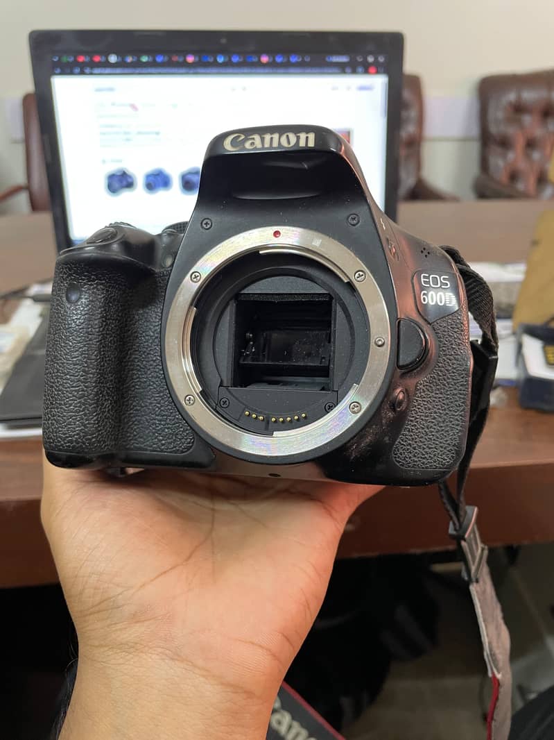 Canon 600D 6