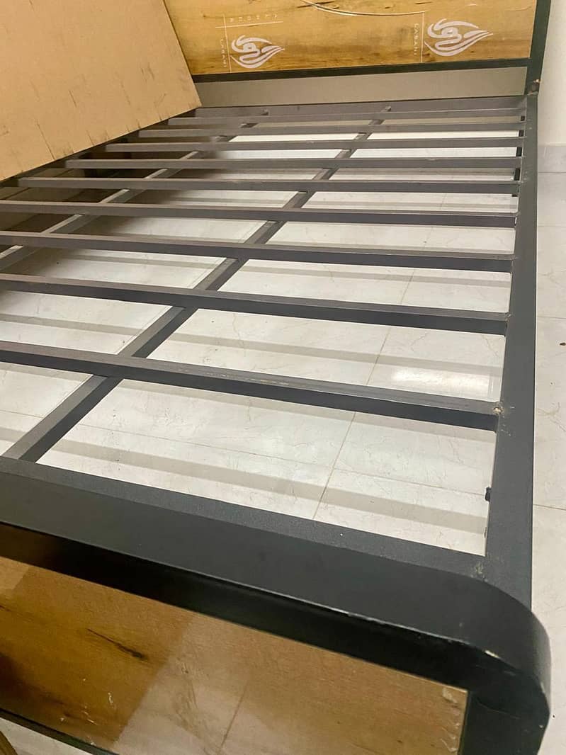 King Size Bed 2