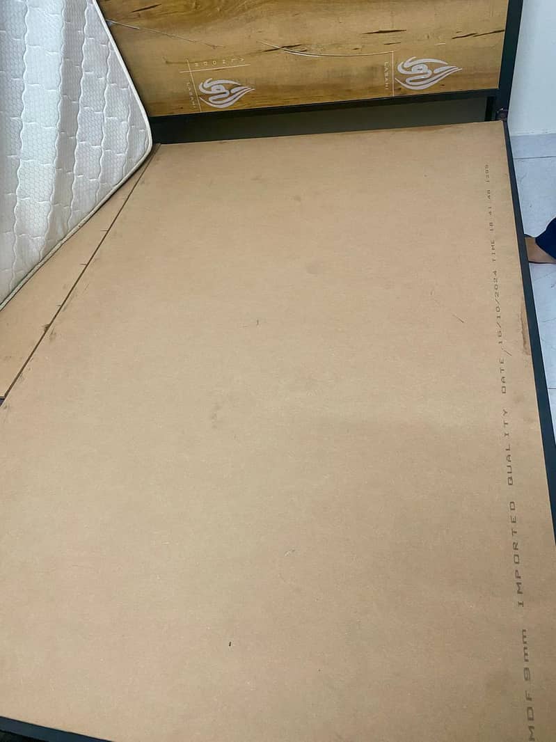 King Size Bed 3
