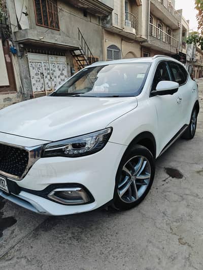 MG HS 2021