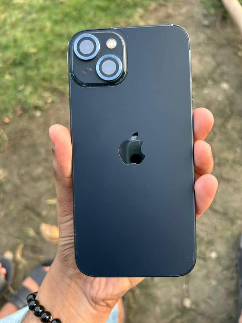 Apple iPhone 13 0