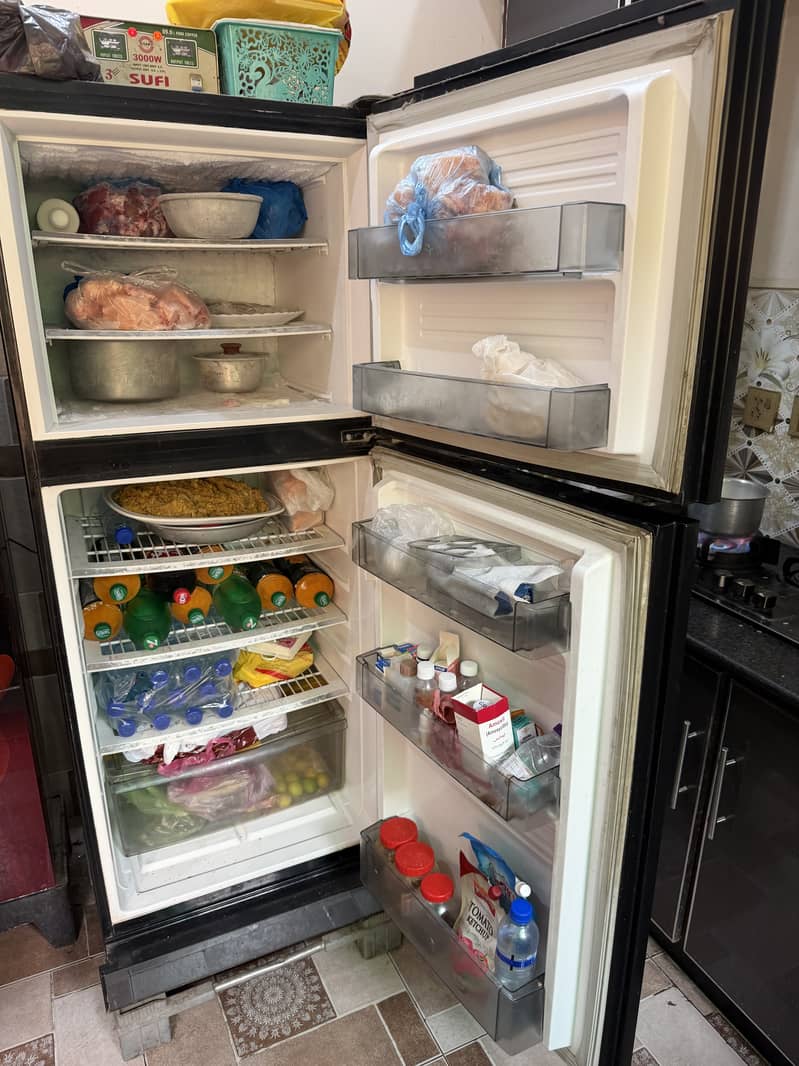 Refrigerator 4