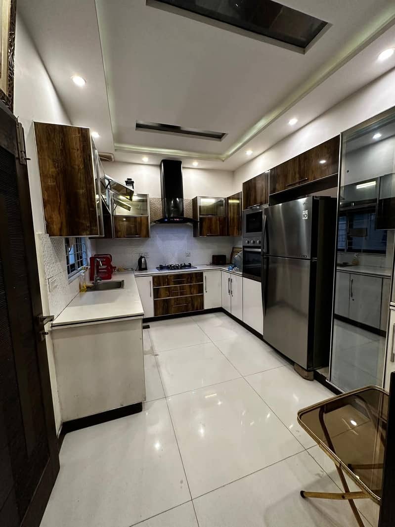 studio apartment 6