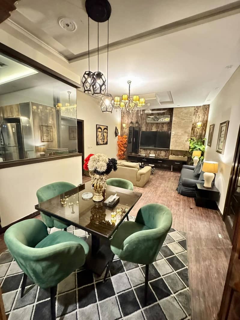 studio apartment 12
