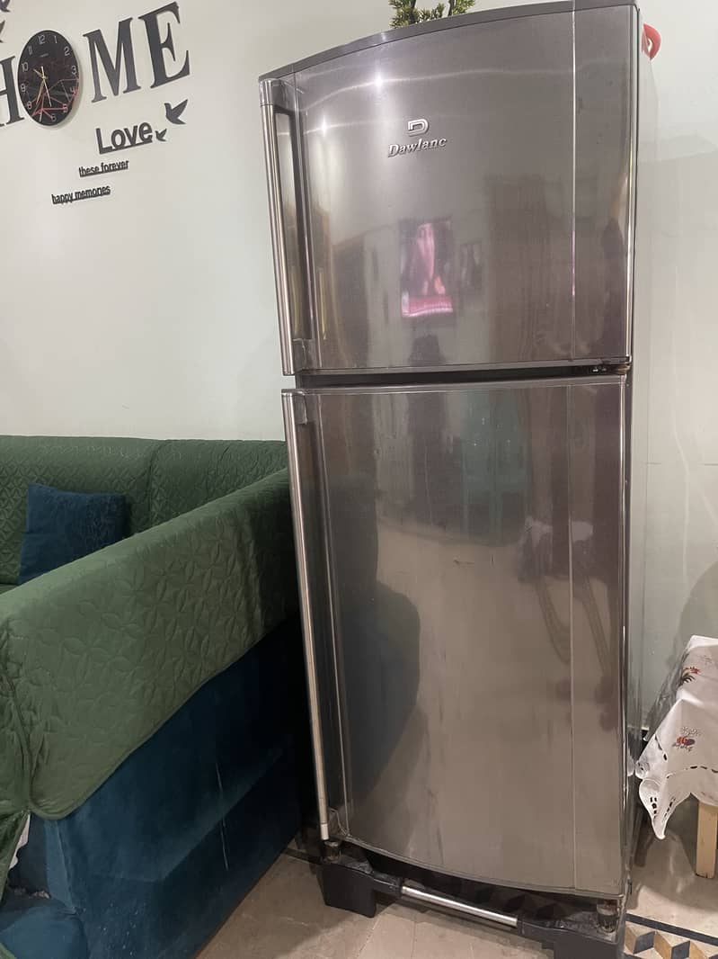 Refrigerator 0