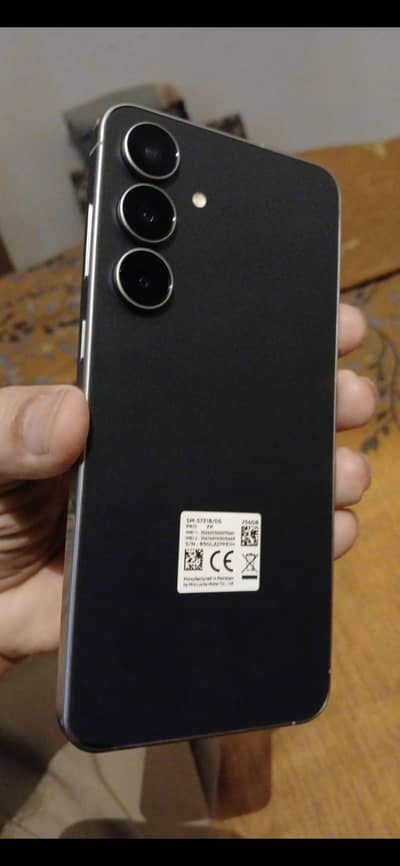 Samsung Mobile S25 FE