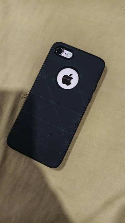 Apple iPhone 7
