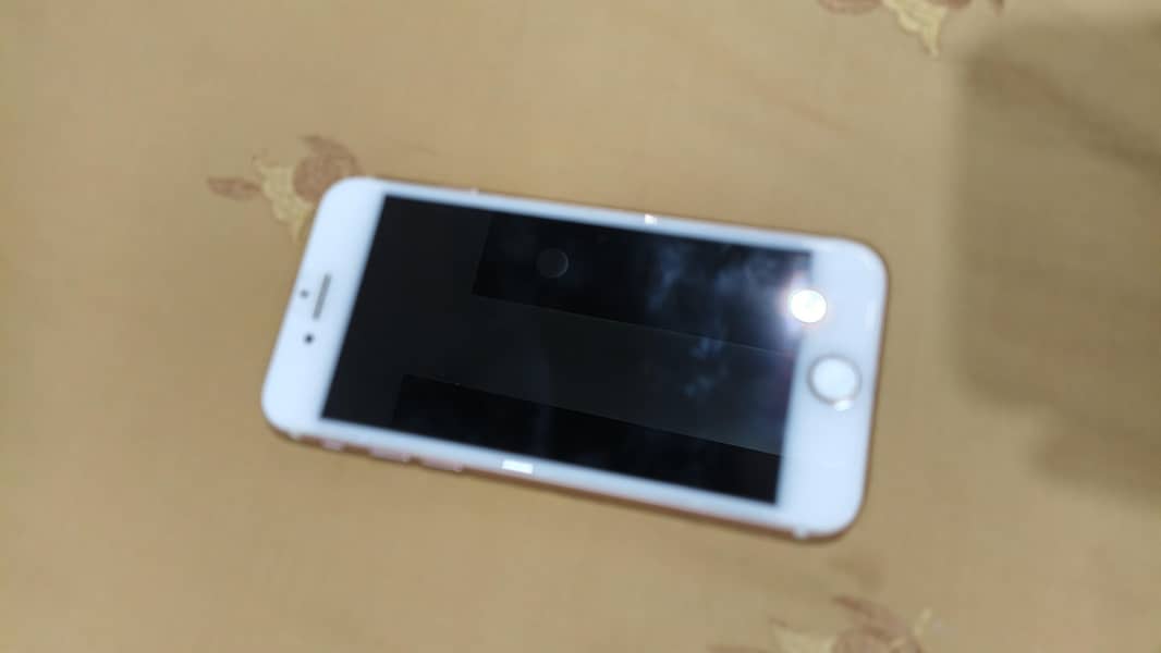 Apple iPhone 7 2