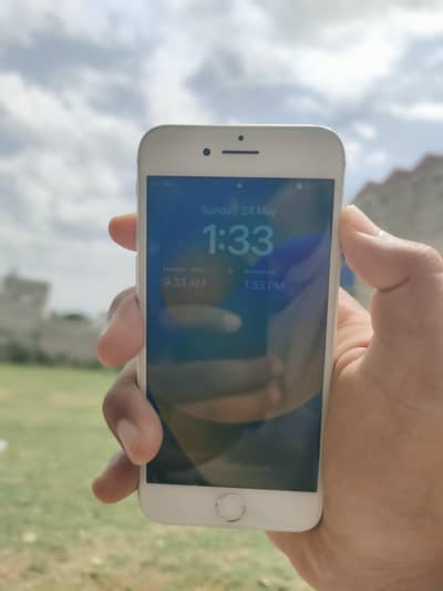 Apple iPhone 8