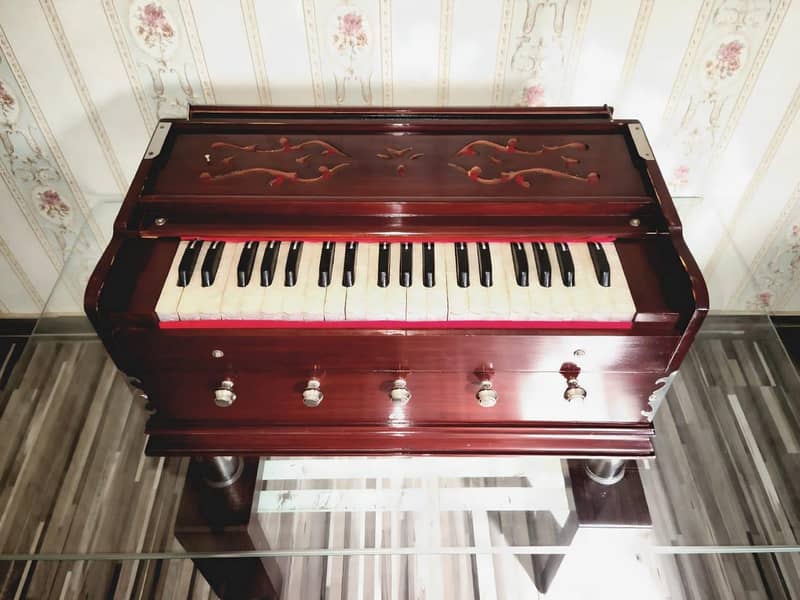 base coupler harmonium 4