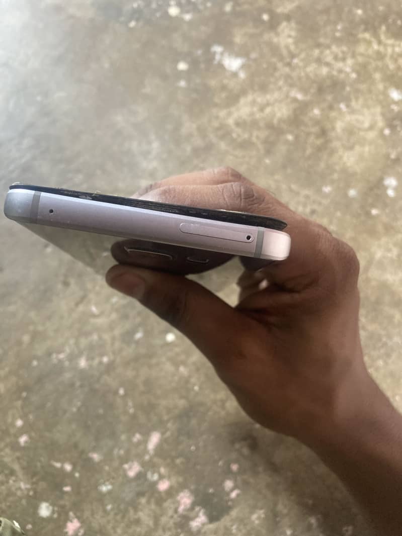 Samsung Mobile Note5 4