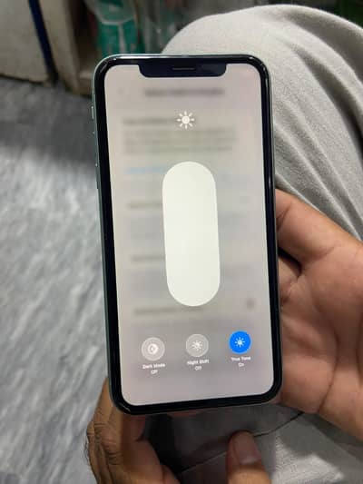 Apple iPhone 11 Sim glitch