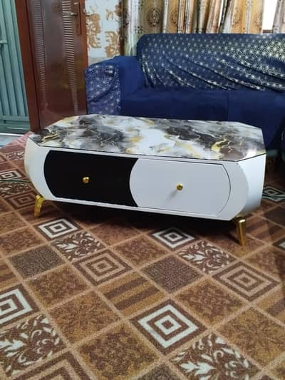 New Centre Table for Sale With deco paint.  just 2 month used