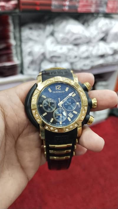 Givenchy GW5213J