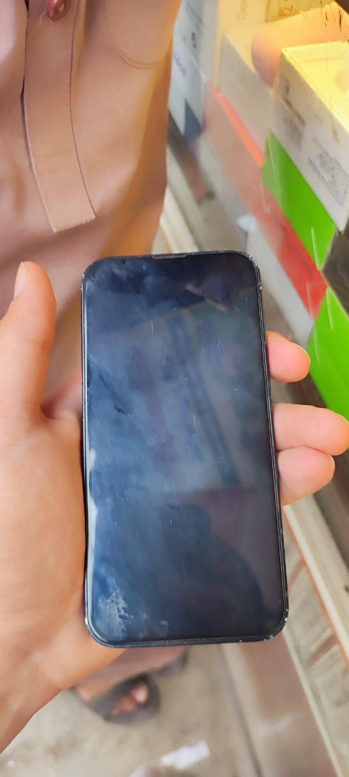 Apple iPhone 13 mini 9