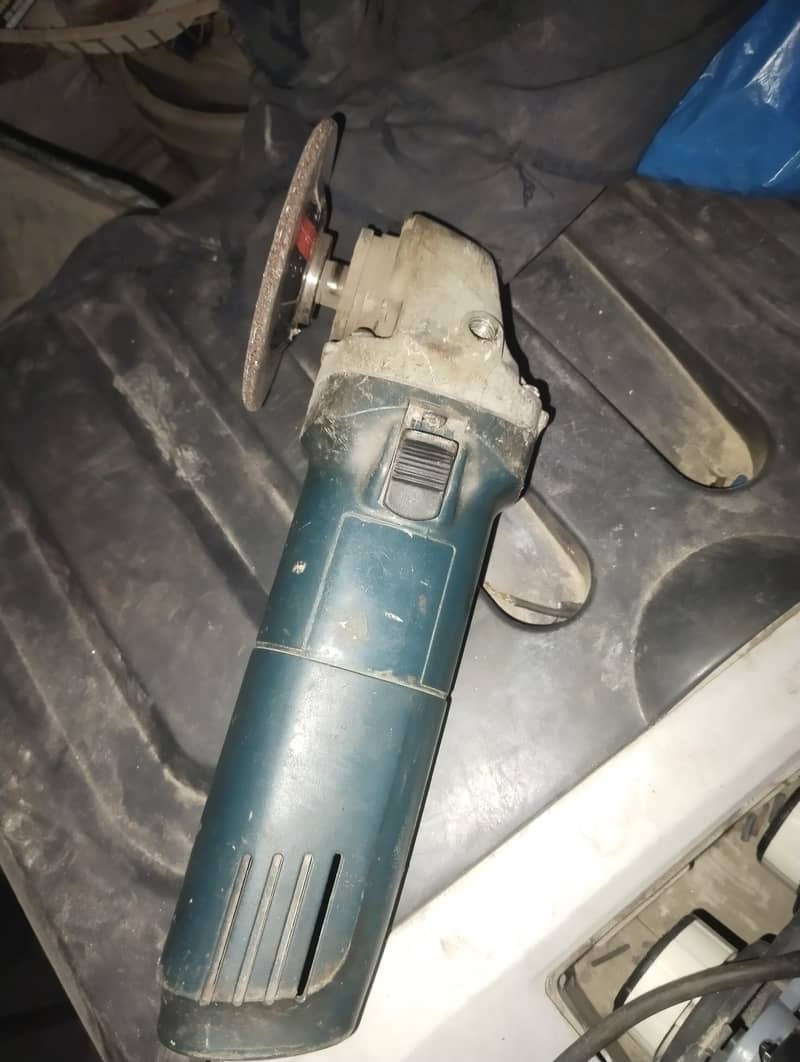 گرینڈر مشین 0