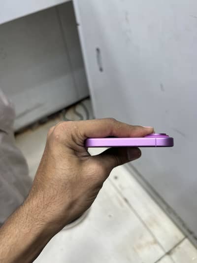 Apple iPhone 16 Plus jv