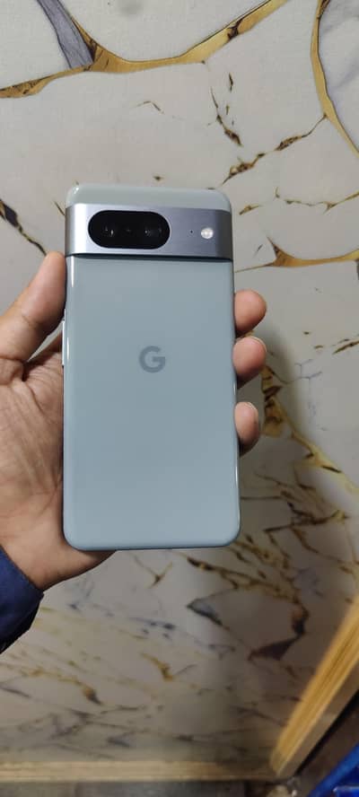 Google Pixel 8